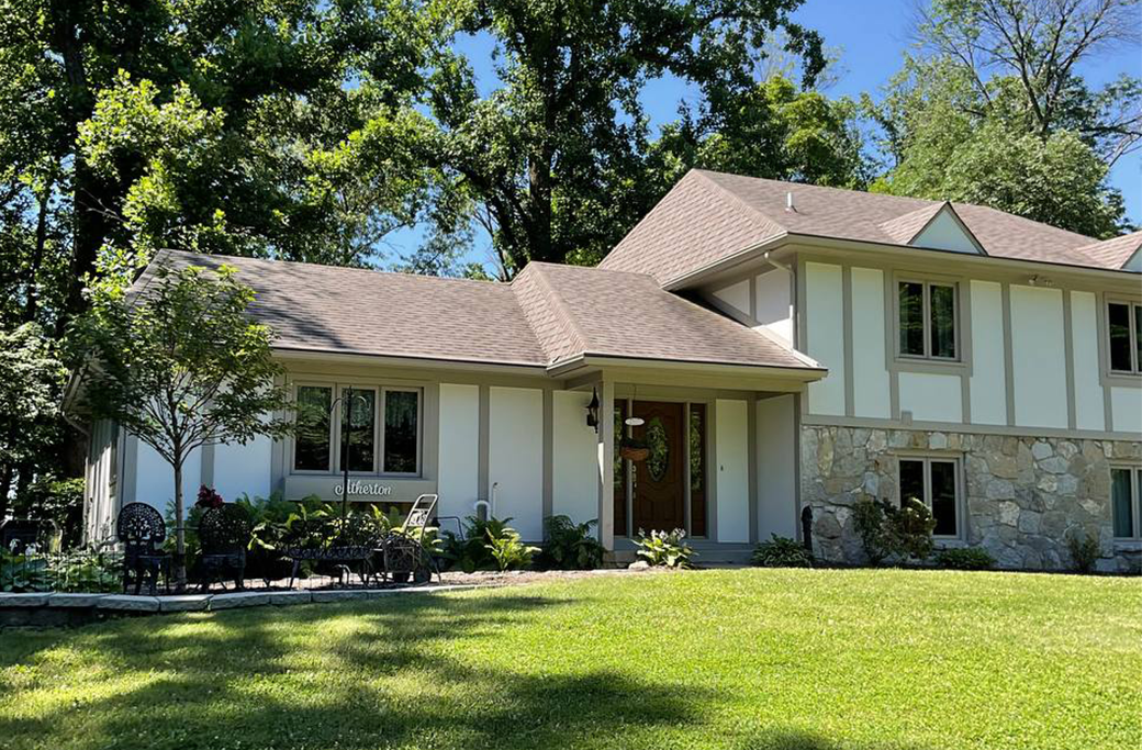 Choosing Exterior Colors That Add Value