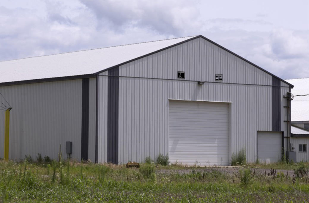 Painted metal siding on an Indiana commercial building