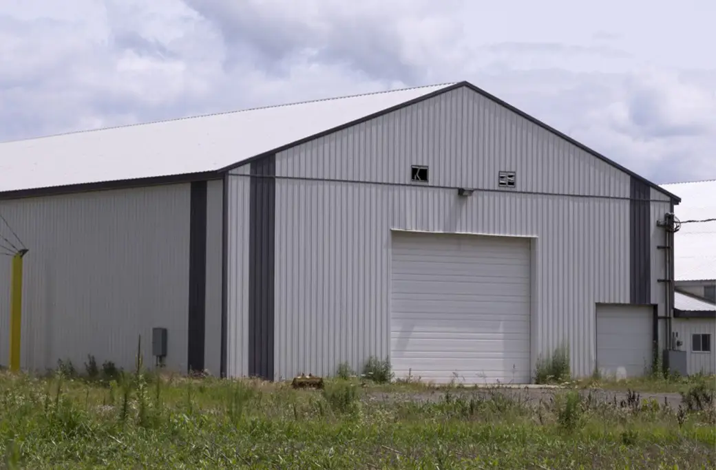 Painted metal siding on an Indiana commercial building