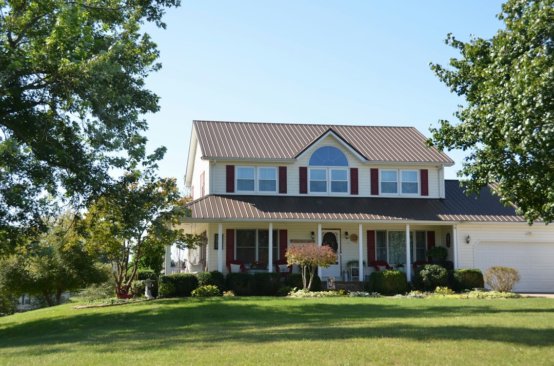 Two-story family home, about 2,100 to 2,800 square feet